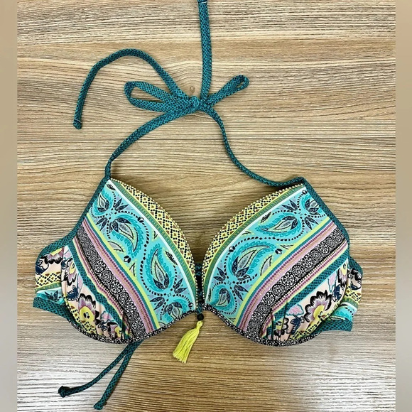 Shade & Shore Bohemian Bikini Top - Picture 1 of 6